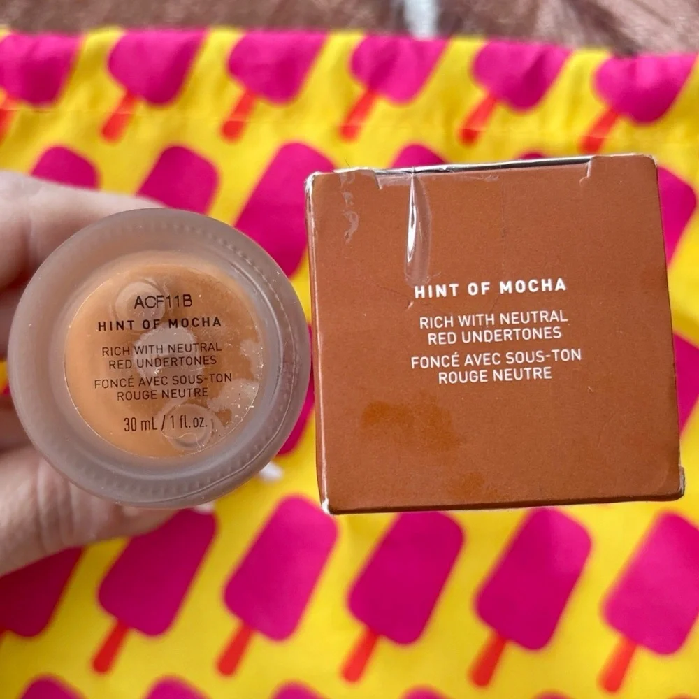 Brand New Morphe 2 Hint Hint Skin Tint Mini Bake & Set Baking Powder Translucent